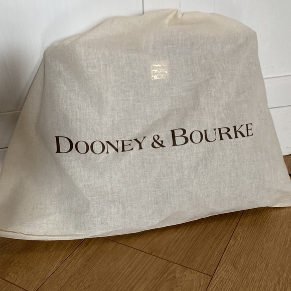 Dooney & Bourke Purse - Picture 6 of 9